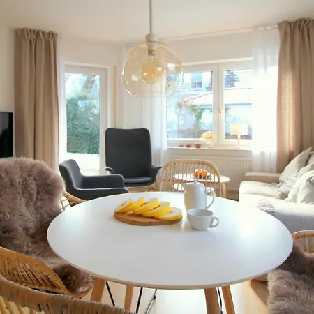 Zur Hanse 1_1 Apartment *